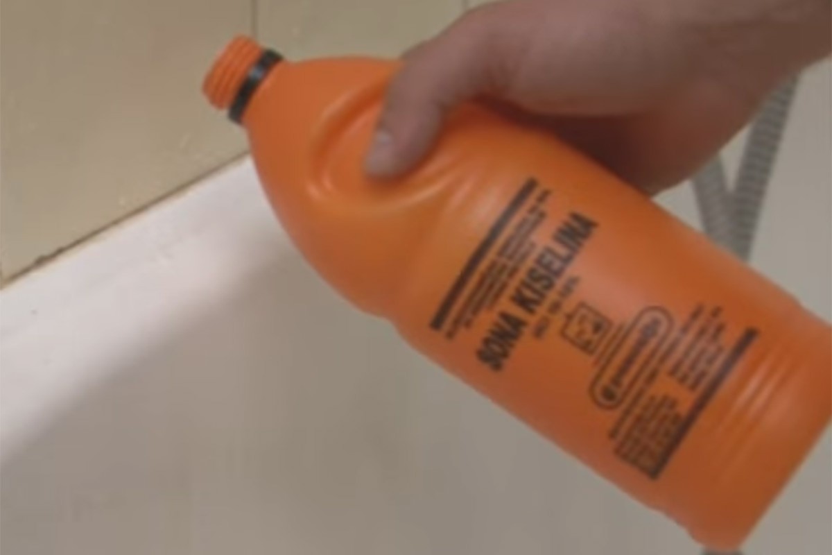 Sipao ženi sonu kiselinu u oči, dobio 12 godina robije