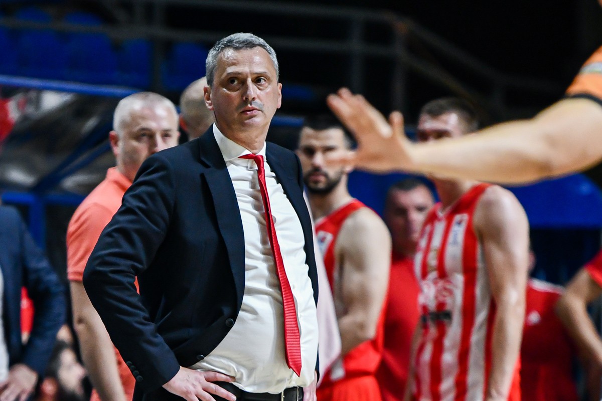 Kraj sage, Dejan Radonjić potpisao na dvije godine