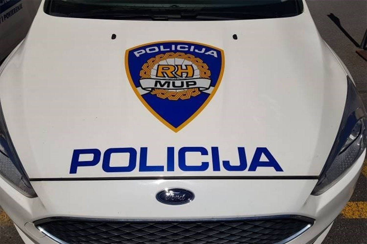 Udario brata automobilom pa pobjegao