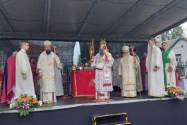 Počelo obilježavanje stradanja Srba u Podrinju, patrijarh služi ...