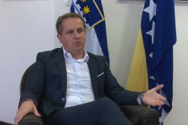 Bivši premijer optužen zbog neplaćenih hotelskih računa