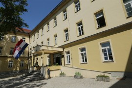 Zatvorenik pobjegao pri povratku sa ročišta, policajci ga nisu mogli ...