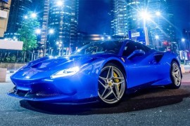 Ferrari "proletio" kroz tunel 360 km/h