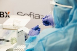 U Srbiji preminulo osam osoba, još 4.249 novozaraženih