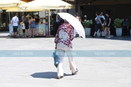 Planeta se prži: Tope se krovovi i piste, mostovi uvijaju, a cijevi ...