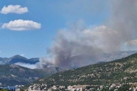 Situacija na žarištu kod Dubrovnika bolja, kuće odbranjene
