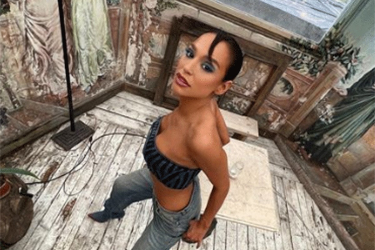 Edita Aradinović provokativnim fotografijama osvojila društvene mreže