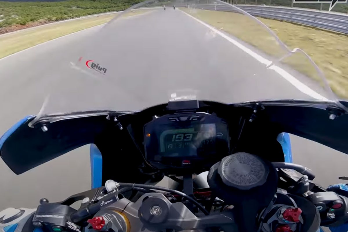 Bivši ministar vozio motor 260 km/h i objavio snimak