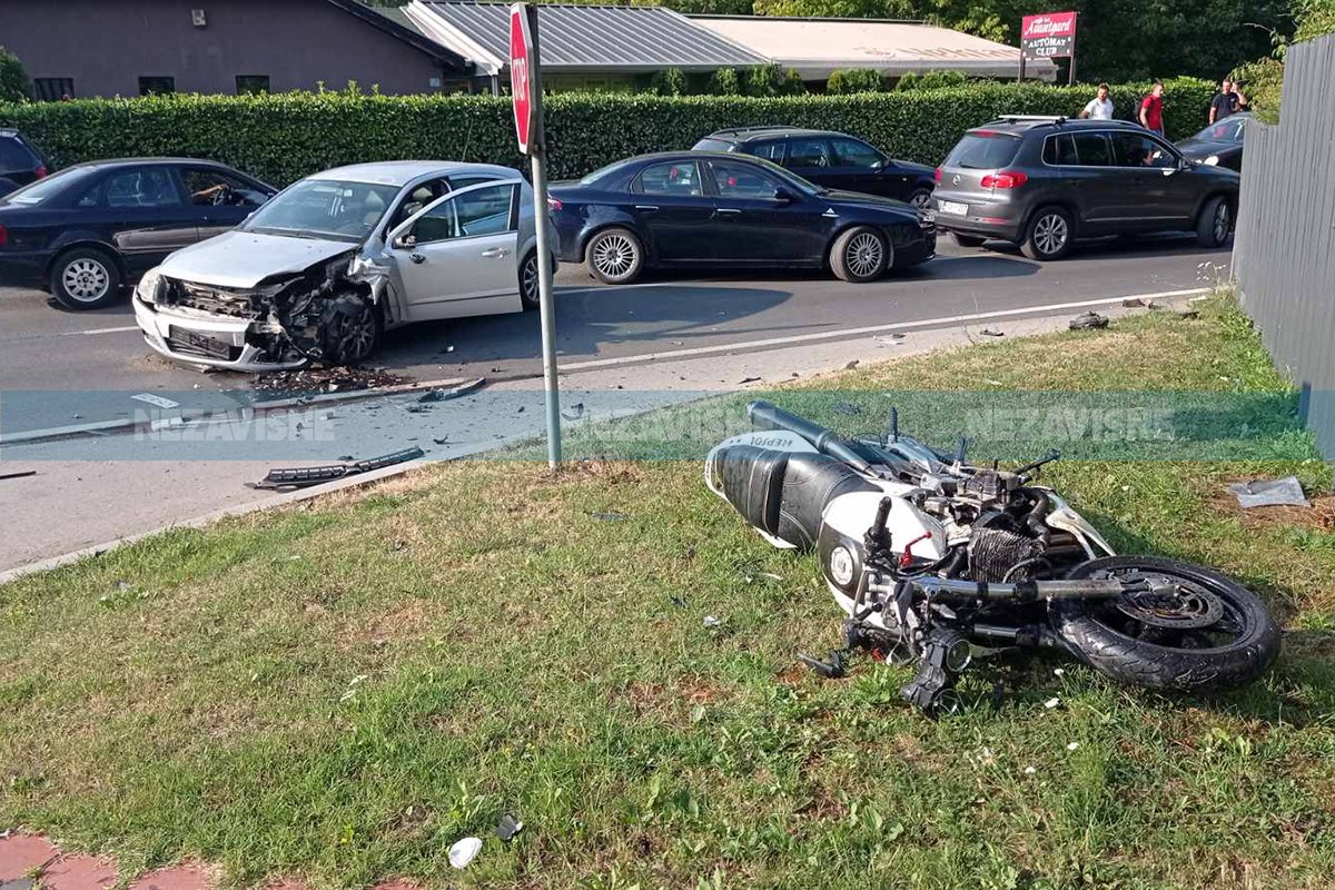Nezgoda u Banjaluci, povrijeđen motociklista