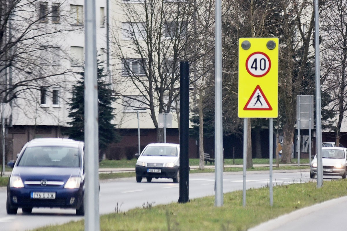 Gašenje svjetala po danu smanjuje zagađenje i štedi gorivo