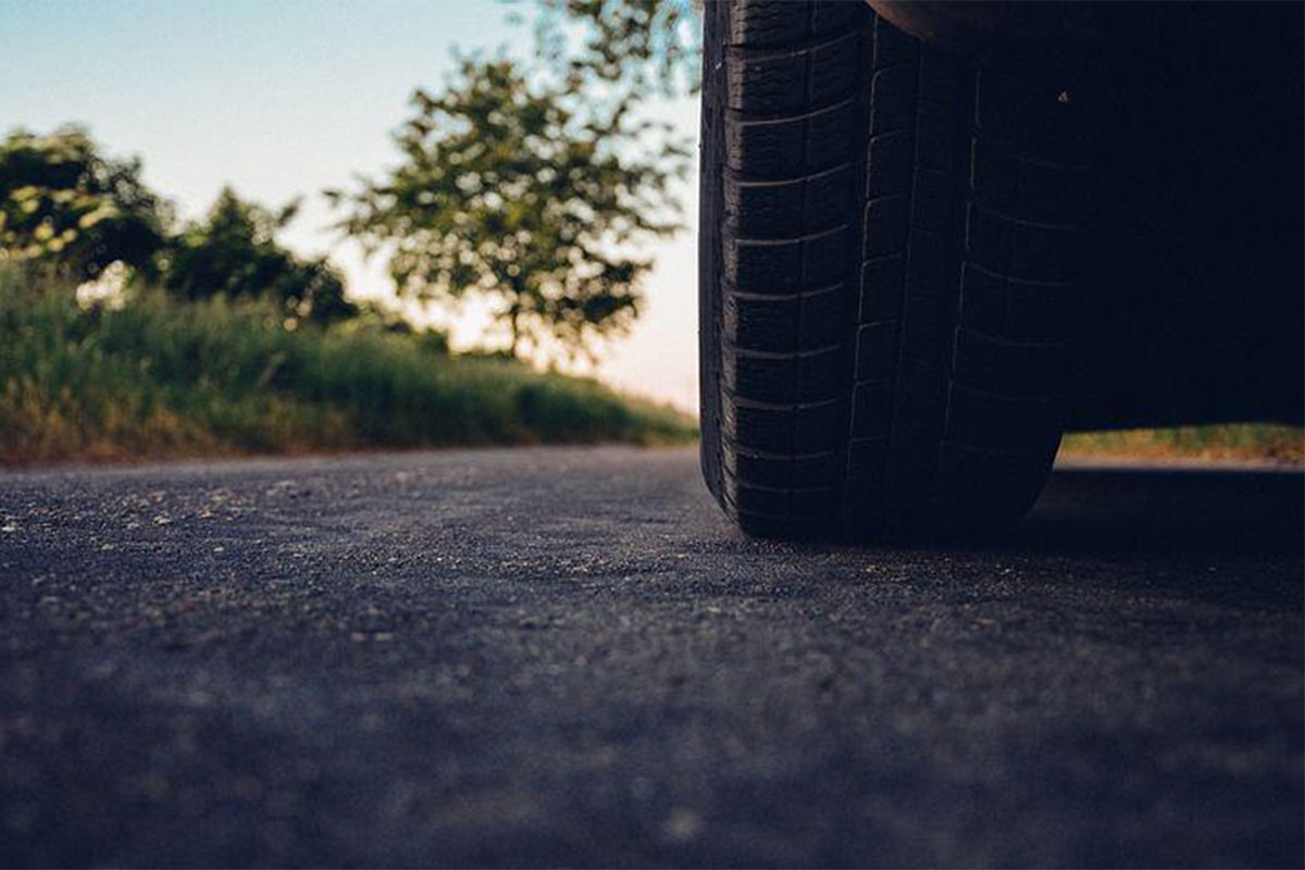 Šta se događa sa gumama ako je automobil predugo na suncu?