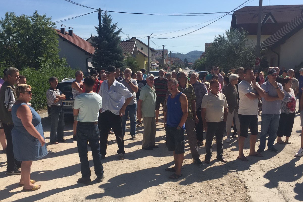 Mještani Prvomajske siti praznih obećanja i prašine najavljuju blokade