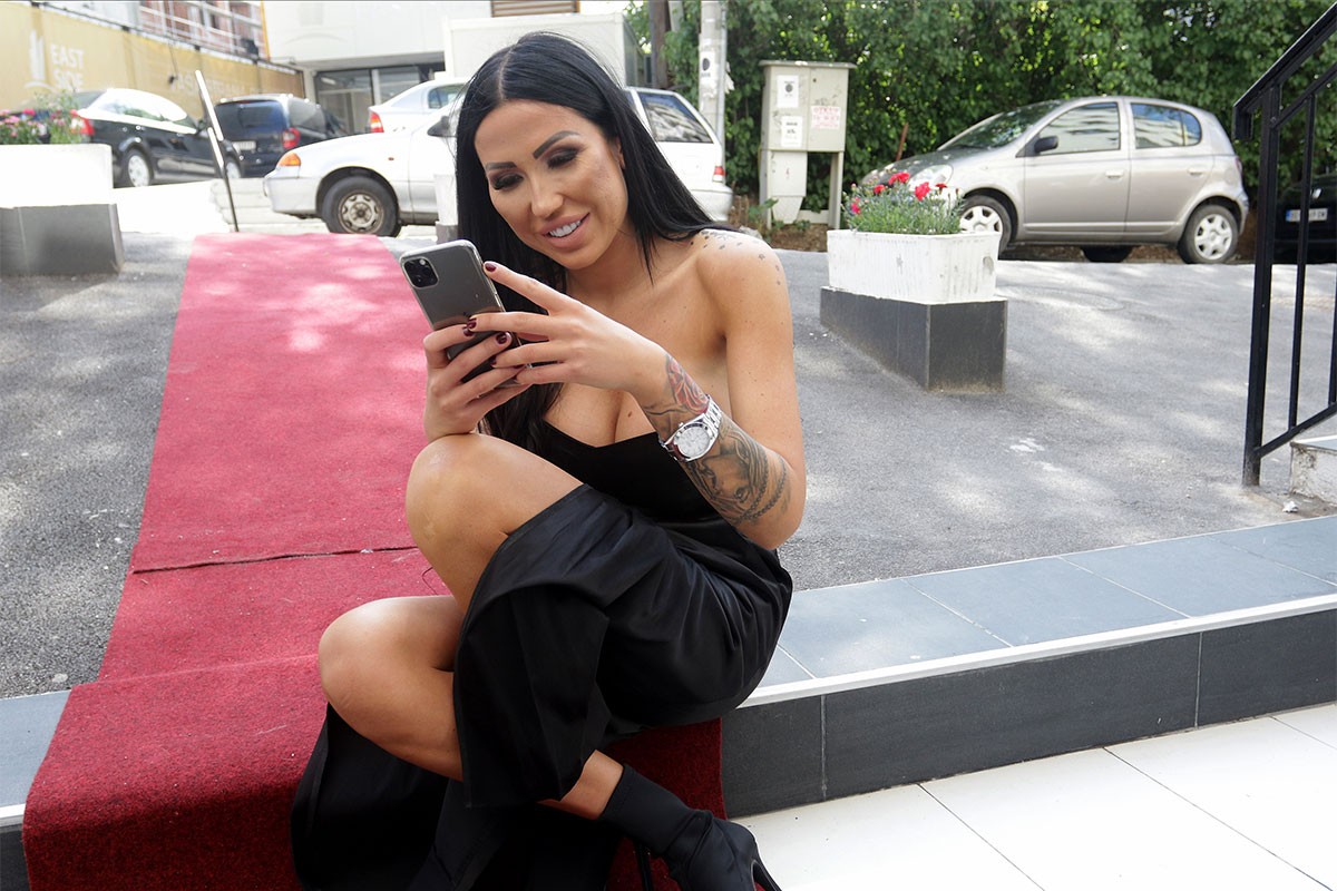 Tijana Ajfon kupila džip od 30.000 evra
