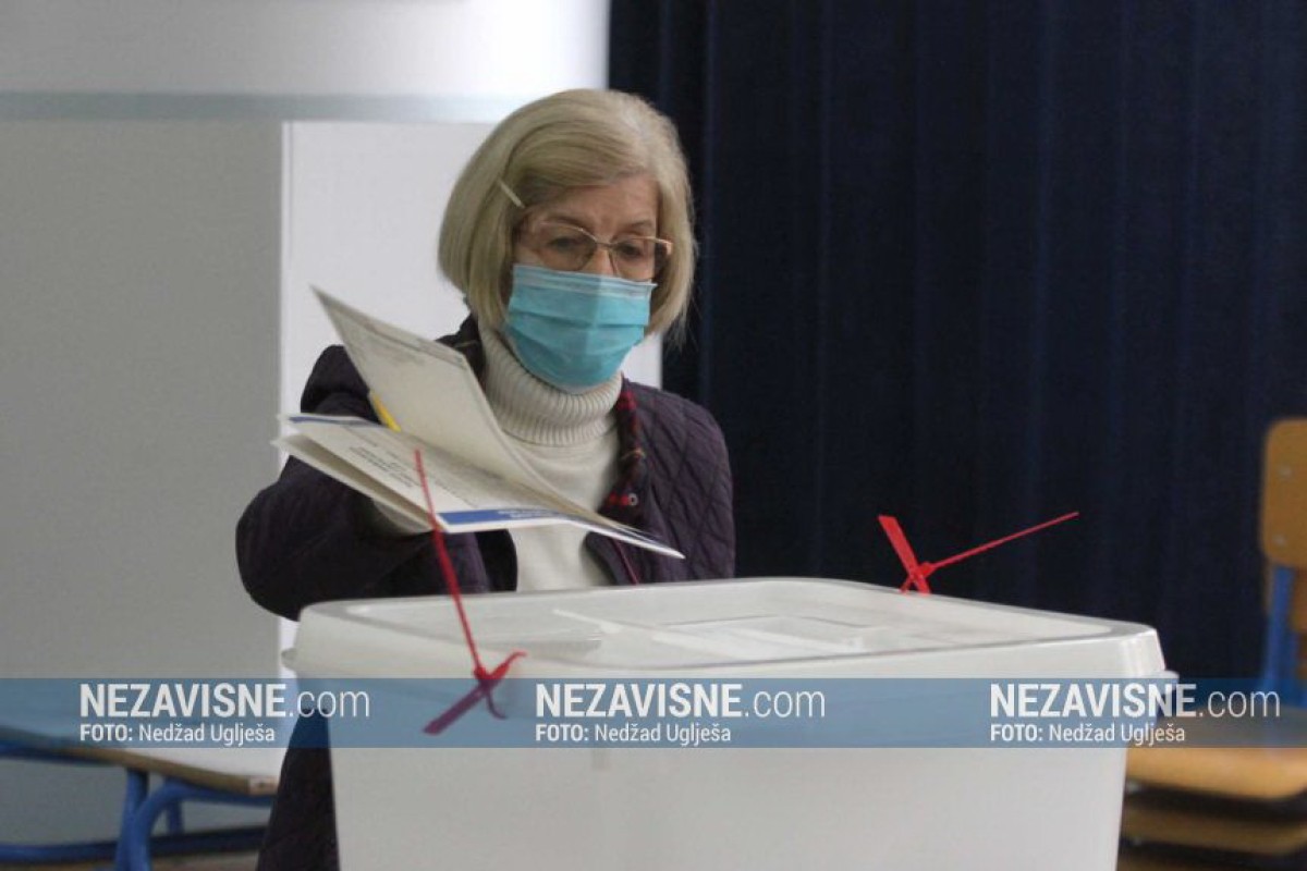 Pozivali Šmita da interveniše, pa se predomislili