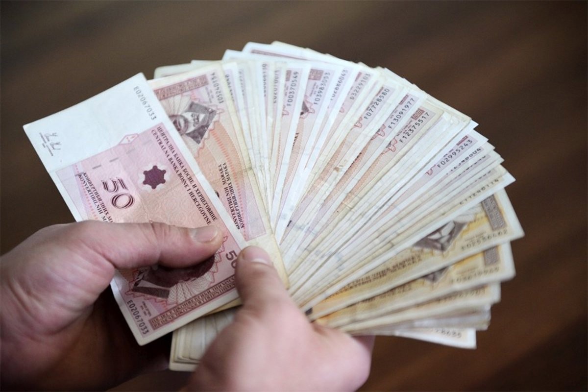 Mladima isplaćeno 9,2 miliona KM, 120.000 prijavljenih