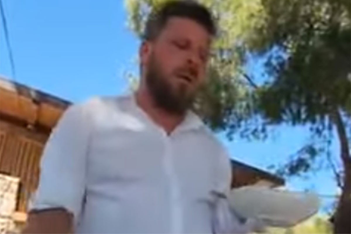 Urnebesna prezentacija jela, konobar iskren: To je najodvratnije što imamo