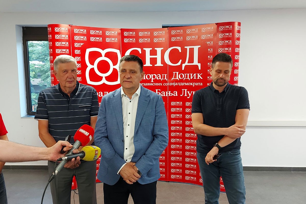SNSD predstavio nosioce lista, za NS RS Đajić, Radmanović za parlament BiH