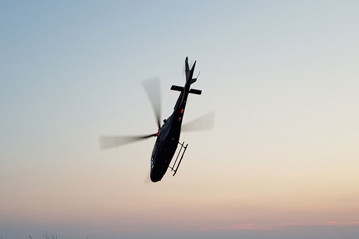 Helikopterski servis RS nastavlja gašenje požara u Nacionalnom parku Sutjeska