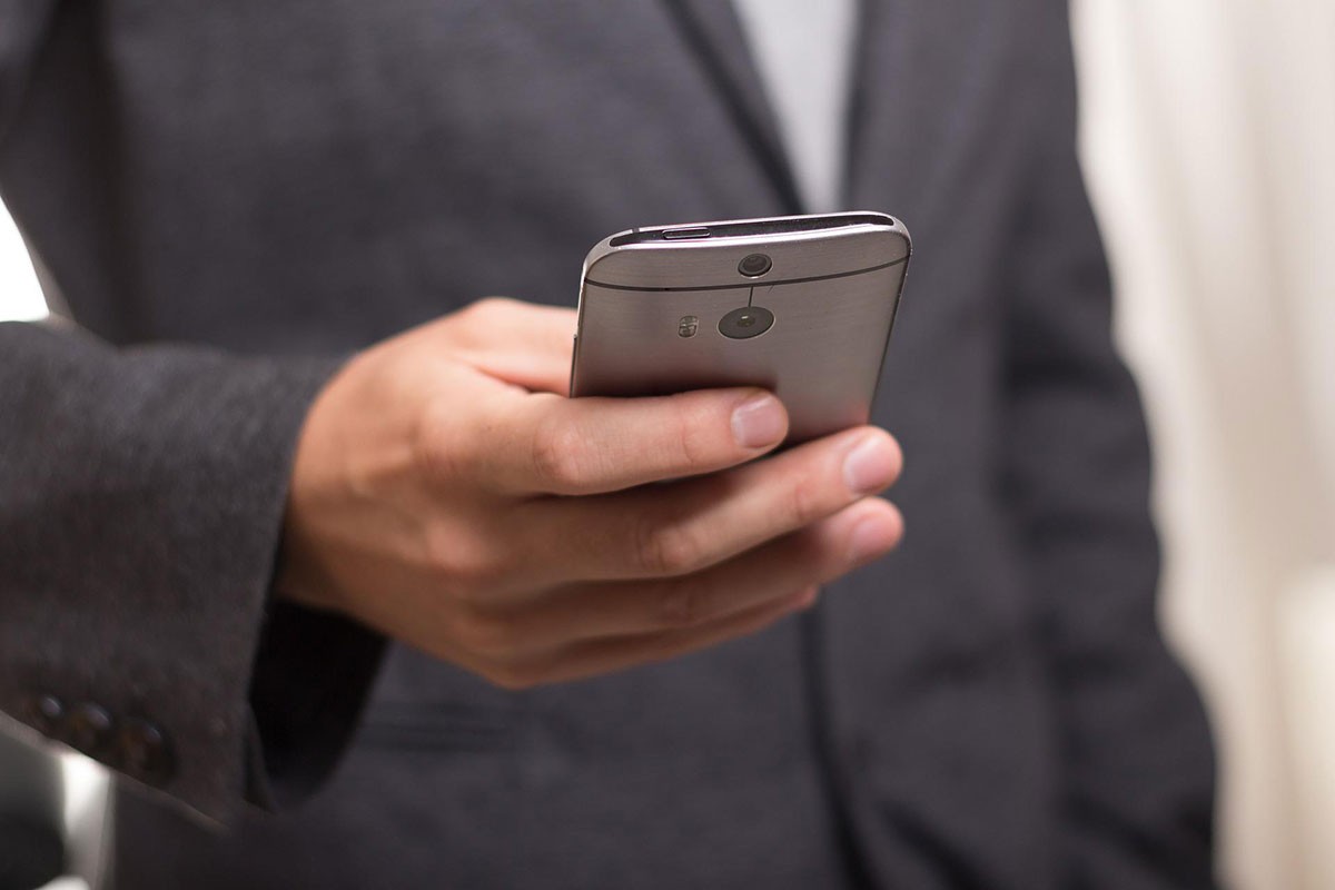 Inflacija smanjila potražnju za pametnim telefonima