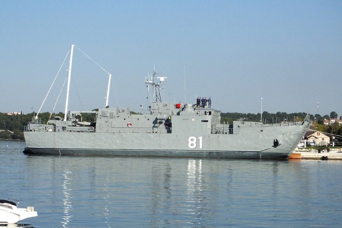 Hrvatski ratni brod se nasukao na Kornatima