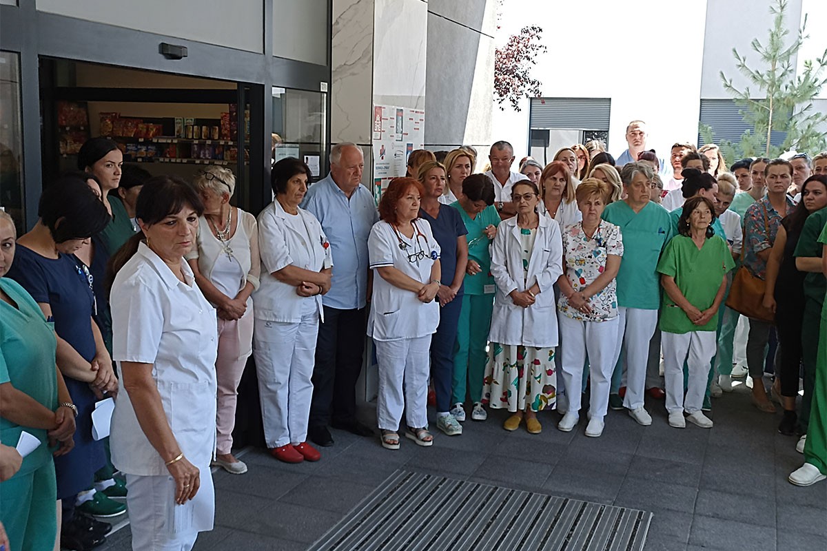 Medicinari nakon samoubistva doktorice zatražili zaštitu od sajber nasilja
