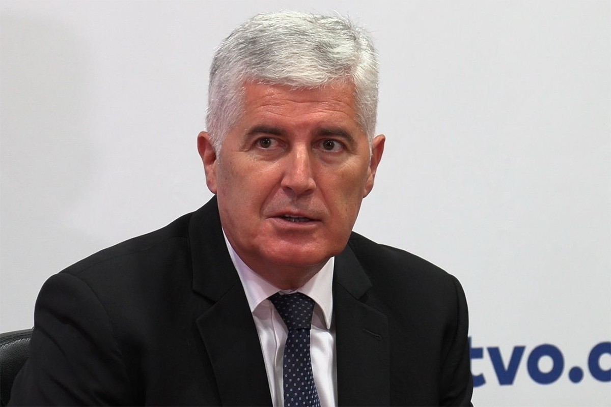 Čović: Šmit treba da poništi sve odluke svojih prethodnika