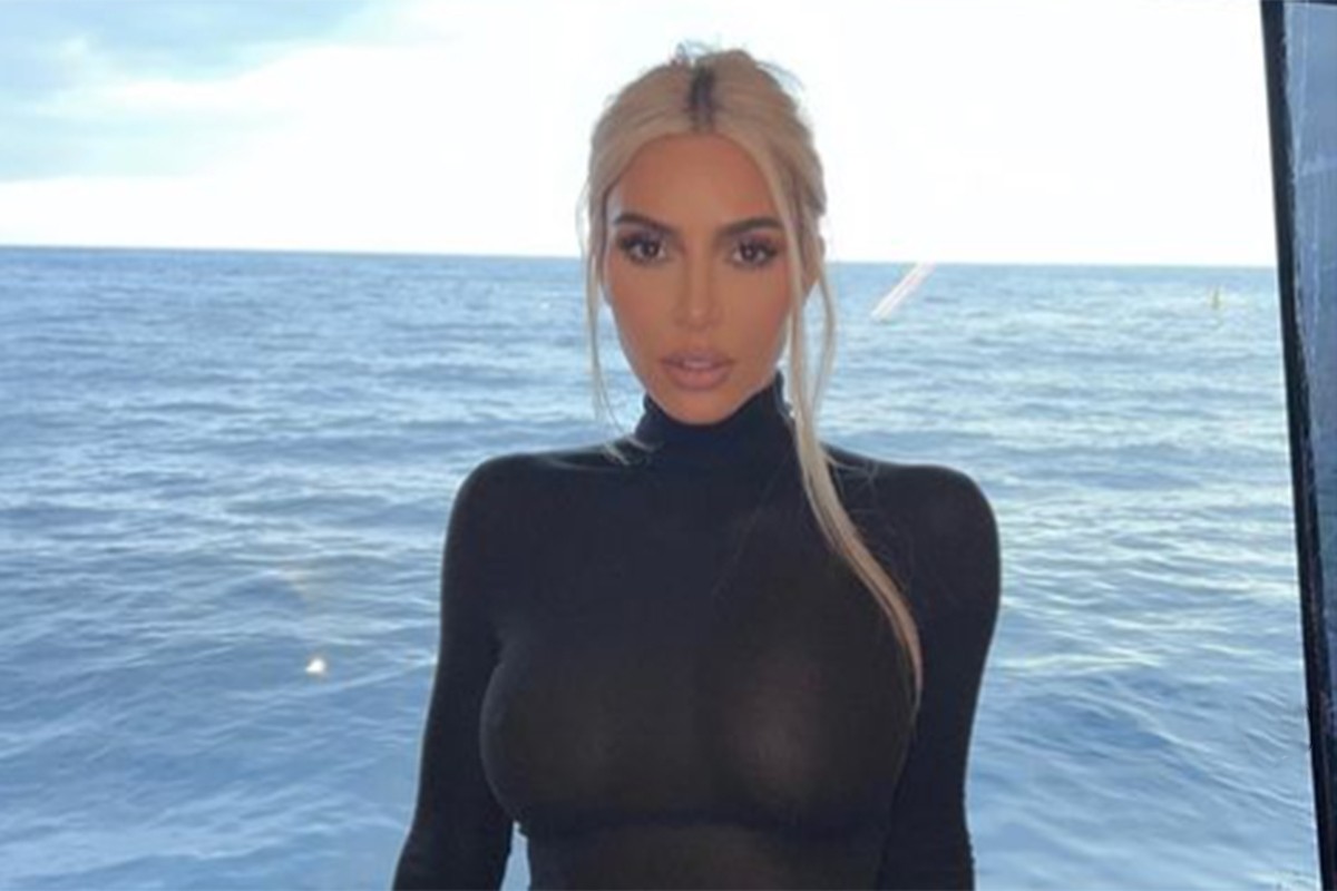 Kim Kardašijan prodaje bizaran modni detalj za plažu
