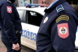 Prijavljen za nasilje u porodici pa ugrizao policajca