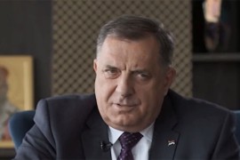 Dodik: Srbi neće odustati od svog identiteta