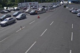 Pojačan saobraćaj na prelazu u Gradišci