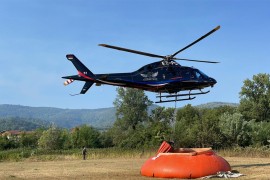 Vatrogasci i Helikopterski servis Republike Srpske gase požar na ...