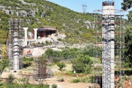 Intenzivno napreduje gradnja mosta na Trebišnjici