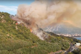 Helikopteri vojske gase požar kod Bara, dva naselja bez struje