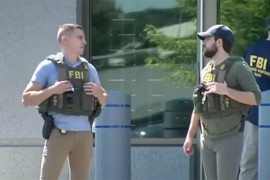 Pokušao da provali u zgradu FBI, pa pucao na policiju