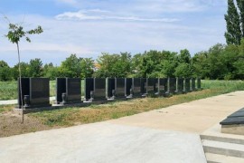 Novina na groblju: Svi spomenici isti, samo upišete ime