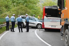 Sudar autobusa i automobila na izlazu iz Banjaluke, obustavljen ...