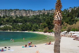 Ljekari se bore za život Britanke koju je grom udario na plaži