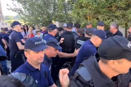 Policija o incidentu u Livnu: Šestoro privedenih, troje zatražilo ...