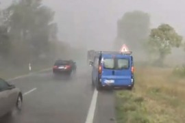 Snažno nevrijeme u Srbiji: Jaki pljuskovi i led u više gradova