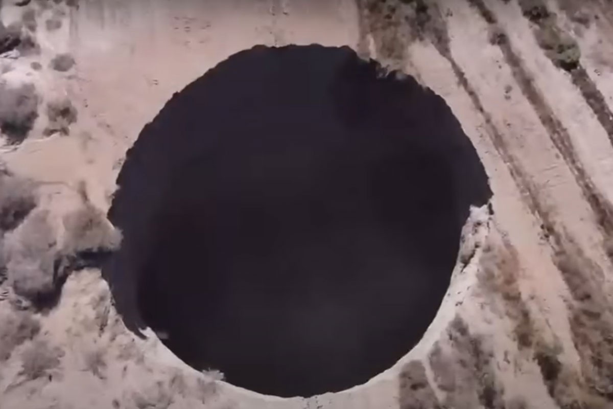 Pojavila se misteriozna rupa prečnika 25 metara, pokrenuta istraga
