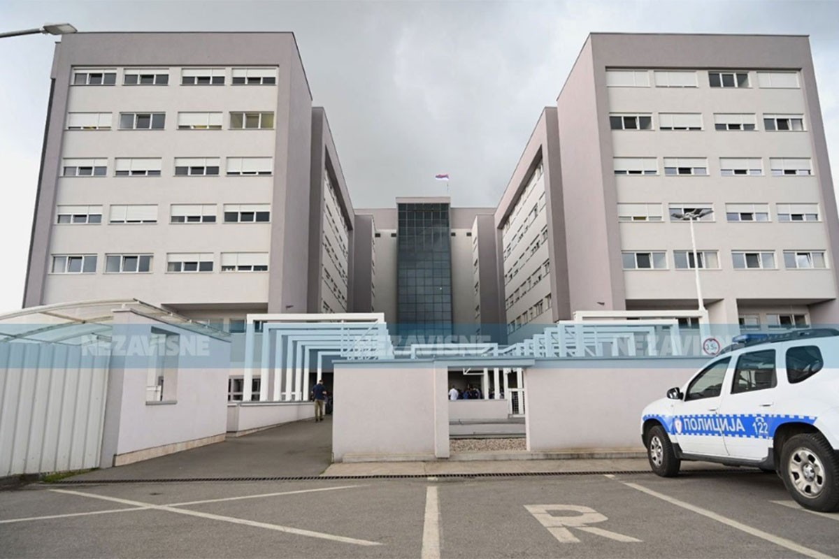 Kod Banjaluke povrijeđen motociklista, zbrinut u UKC RS