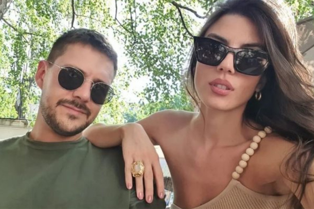 Miloš Biković uživa sa djevojkom na odmoru