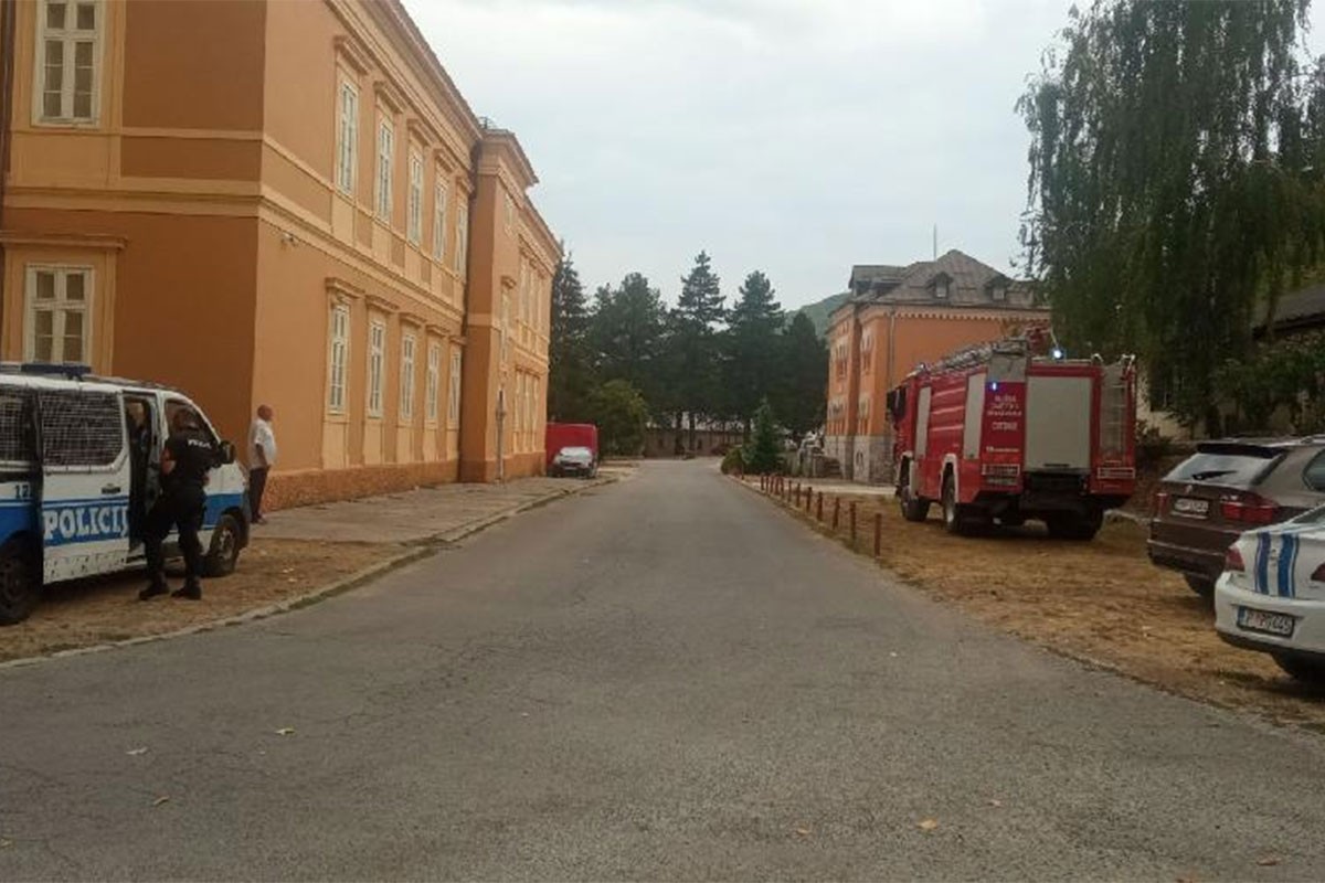 Saopštenje policije o tragediji na Cetinju: Prvo pucano na podstanarsku porodicu