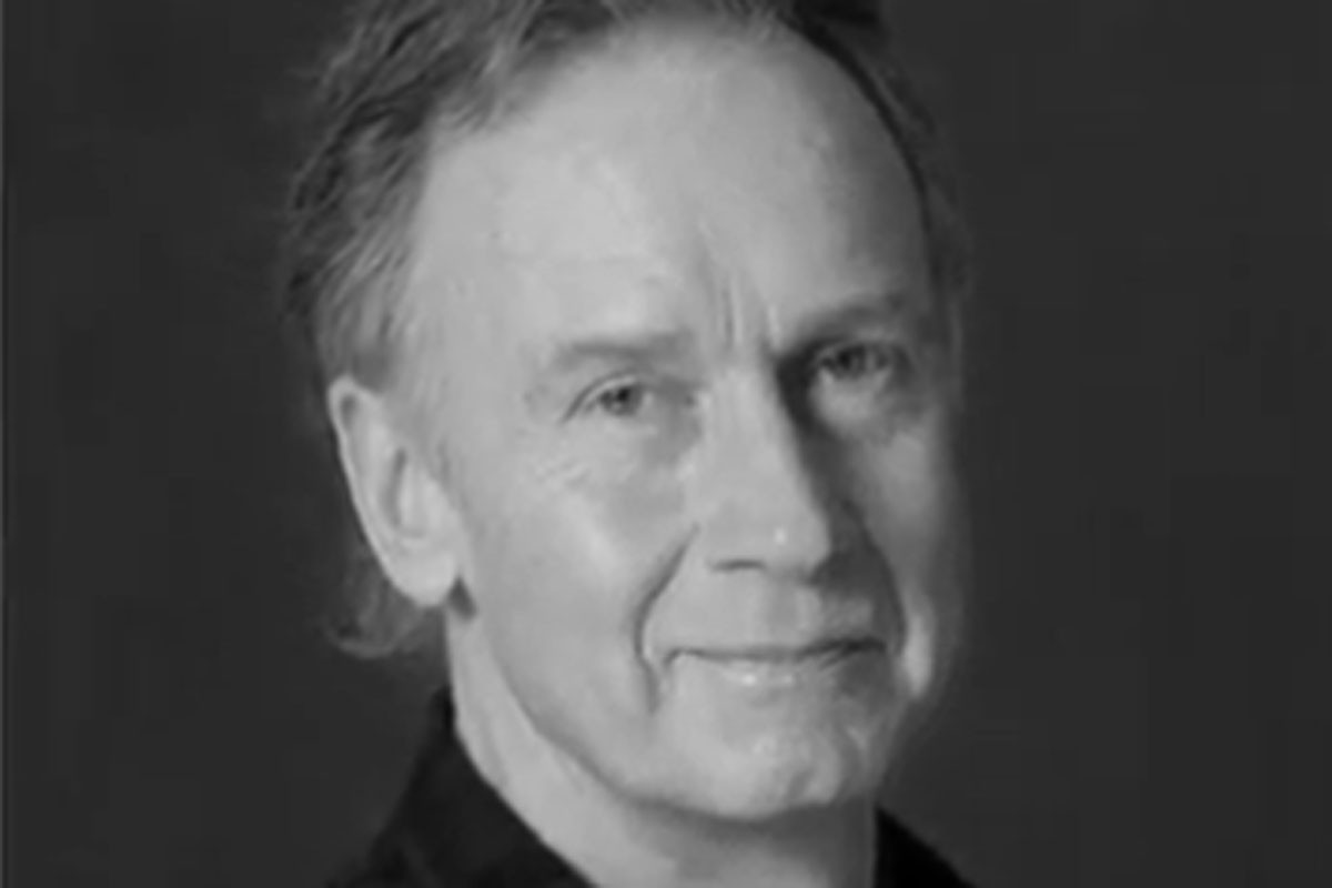 Preminuo pisac Nikolas Evans