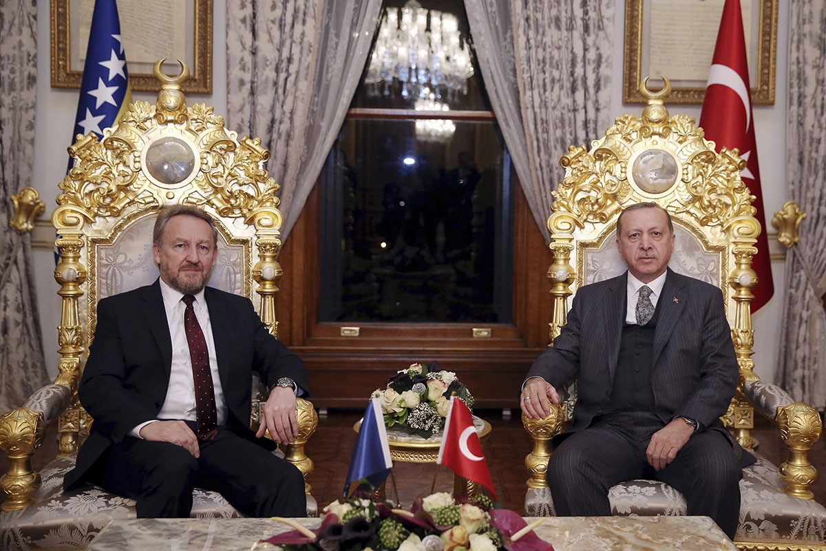 Analiza: Dolazi li Erdoan da podrži ili da "primiri" Izetbegovića