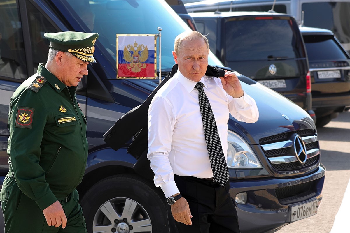 Putin: Ukrajini namijenjena sudbina topovskog mesa
