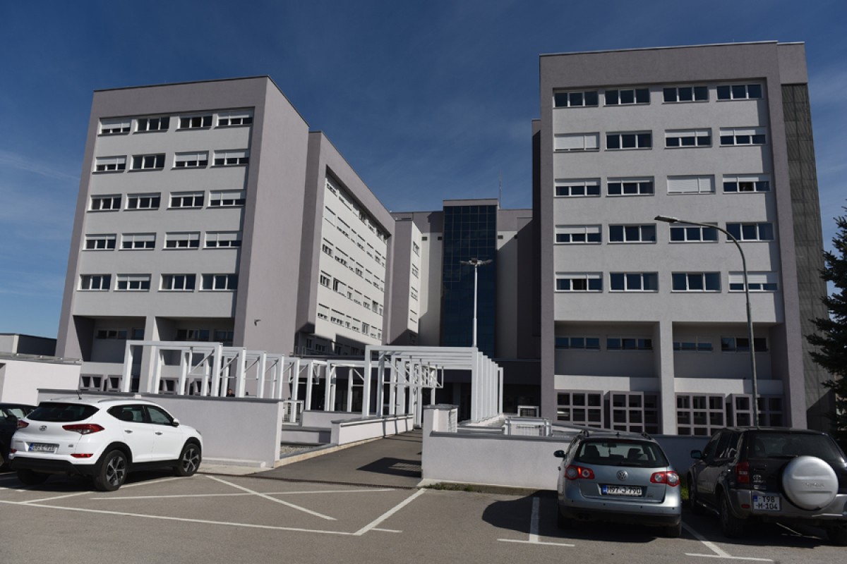 Teško povrijeđen motociklista, prebačen na UKC RS