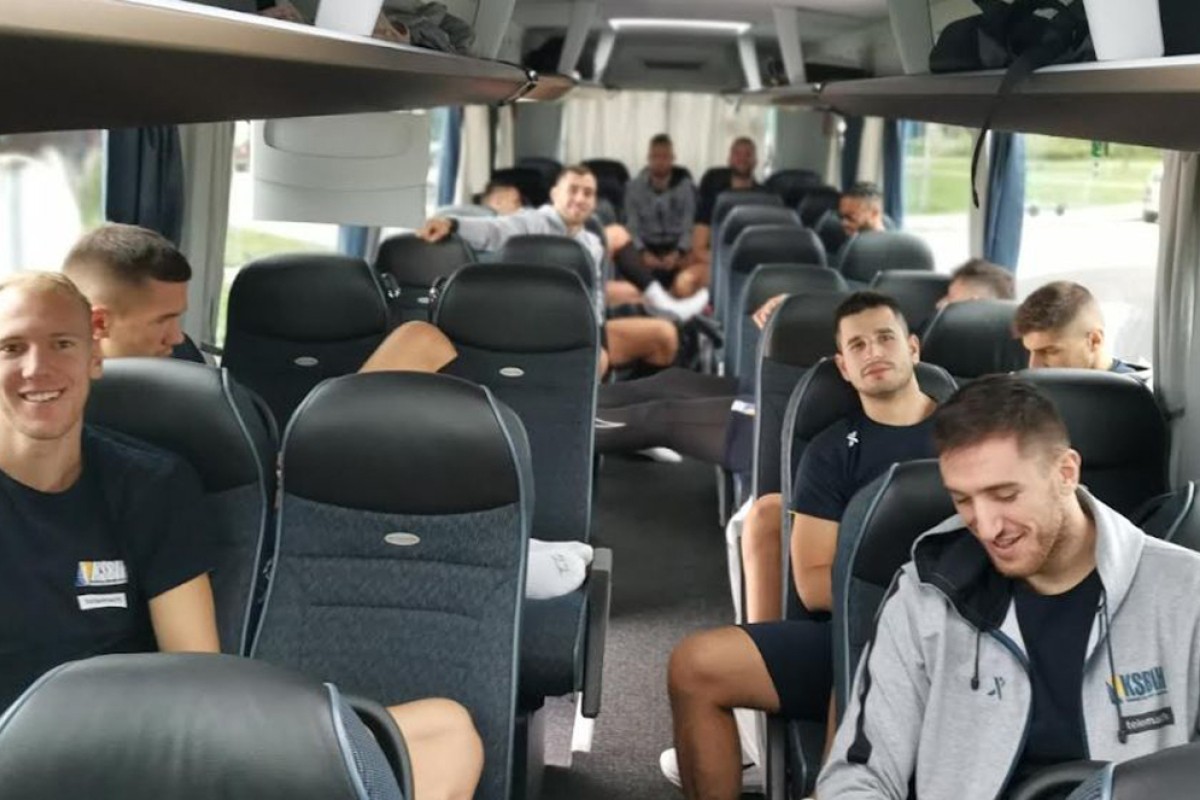 "Zmajevi" autobusom na megdan Crnoj Gori