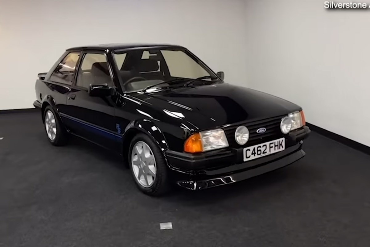 Na aukciji jedinstveni crni Ford princeze Dajane