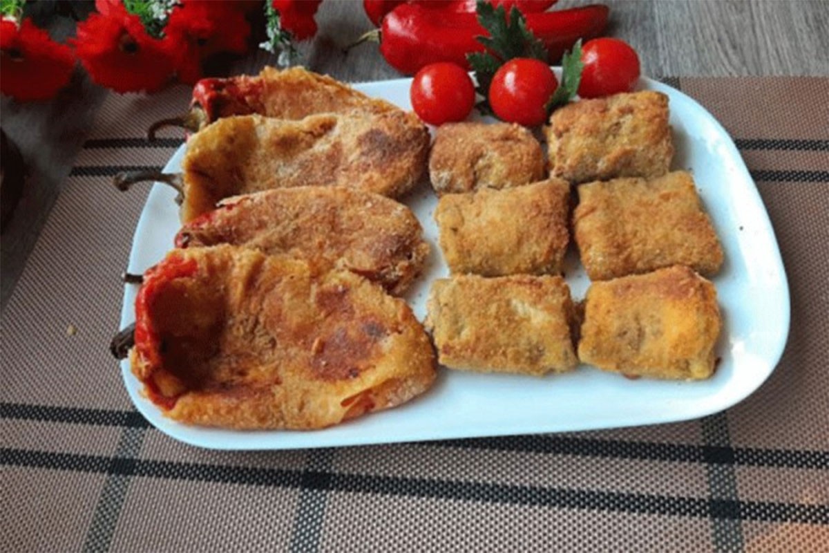 Pohovani punjeni patlidžan i paprika